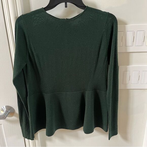 COS Exposed Back Zipper Knit Peplum Sweater in Forest Green S NWOT - Picture 3 of 7